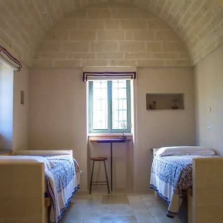 Regina Di Ulivi לינה וארוחת בוקר 4*